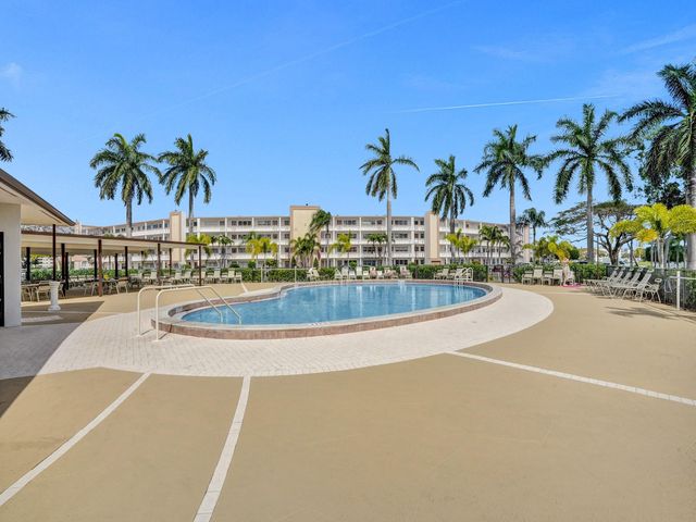 3014 Cornwall A, Boca Raton, FL 33434