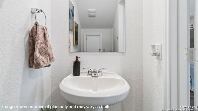 5930 Cinnabar Corner, San Antonio, TX 78222