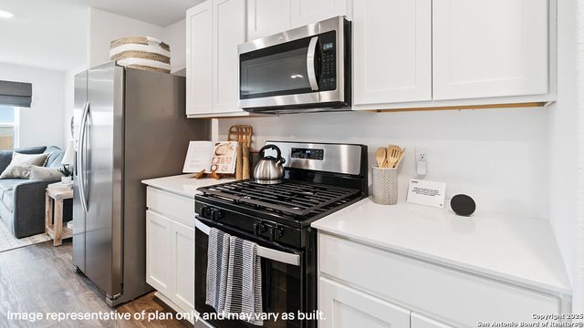 5930 Cinnabar Corner, San Antonio, TX 78222