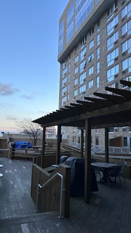 433 S 7th Street 1711, Minneapolis, MN 55415