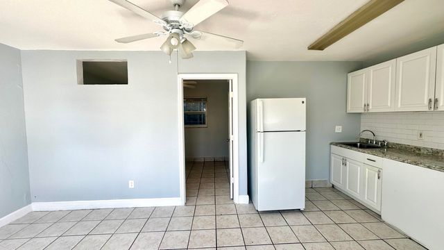 601 N K Street 2, Lake Worth Beach, FL 33460