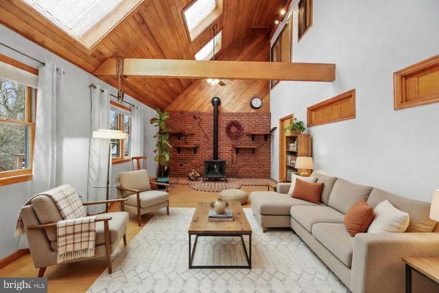 12 WHITE OAK LN, Little Egg Harbor Twp, NJ 08087