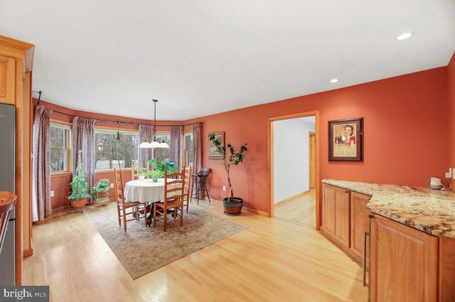 12 WHITE OAK LN, Little Egg Harbor Twp, NJ 08087