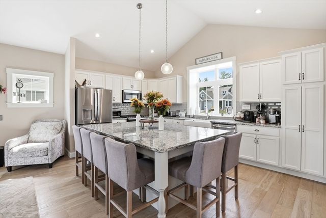 117 White Clover Trl, Plymouth, MA 02360