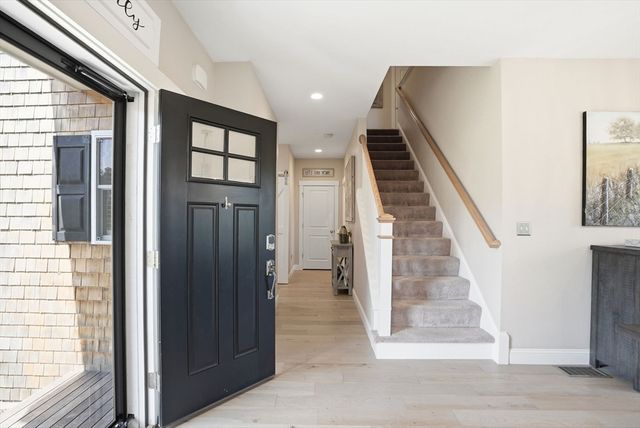 117 White Clover Trl, Plymouth, MA 02360