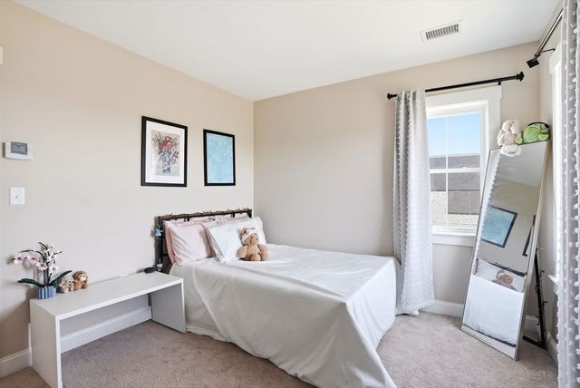 117 White Clover Trl, Plymouth, MA 02360