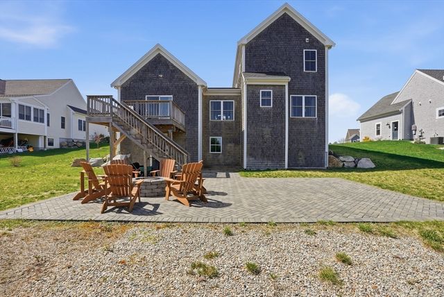 117 White Clover Trl, Plymouth, MA 02360