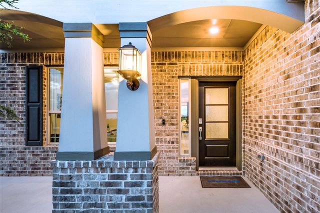 14815 Churchill Downs Avenue, Mont Belvieu, TX 77523