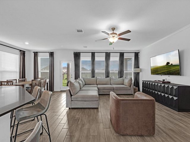 14815 Churchill Downs Avenue, Mont Belvieu, TX 77523