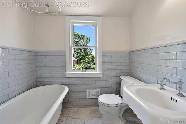 3800 Sturtevant Street, Detroit, MI 48206