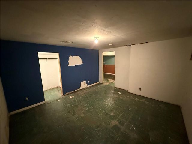 6717 W 65th Terrace, Mission, KS 66202