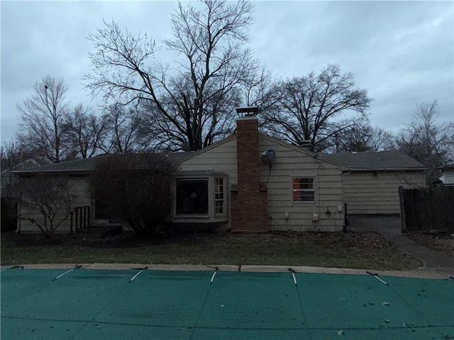 6717 W 65th Terrace, Mission, KS 66202