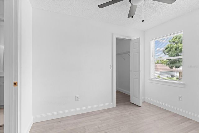 421 ROLLINS DRIVE, Davenport, FL 33837