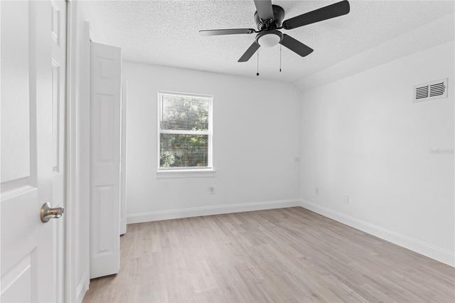 421 ROLLINS DRIVE, Davenport, FL 33837