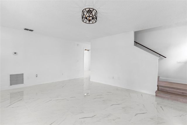 421 ROLLINS DRIVE, Davenport, FL 33837