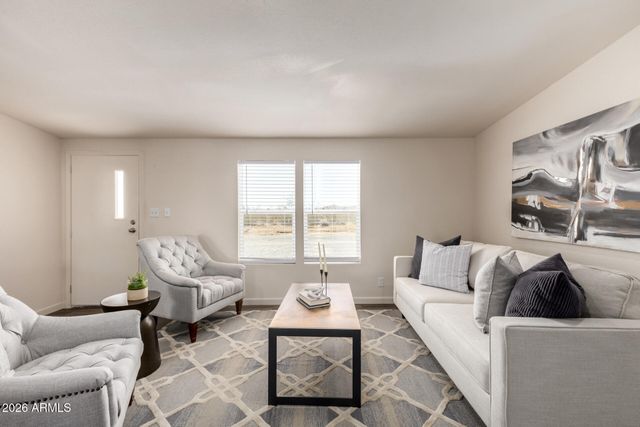 10733 N HILLSIDE Drive, Casa Grande, AZ 85122