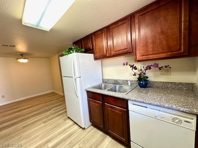 5314 River Glen Drive 288, Las Vegas, NV 89103