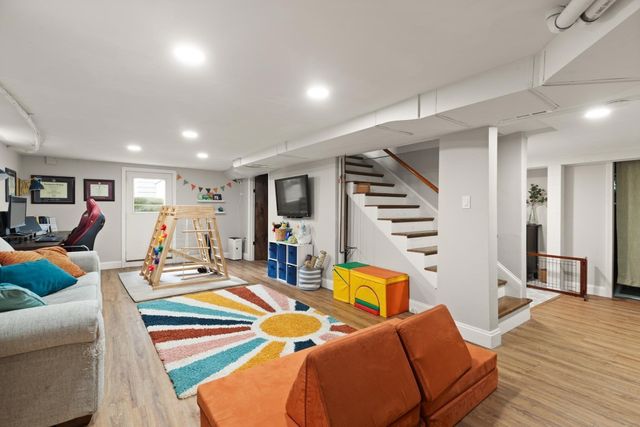 161 Dodge St, Beverly, MA 01915