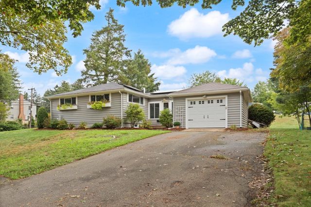 161 Dodge St, Beverly, MA 01915