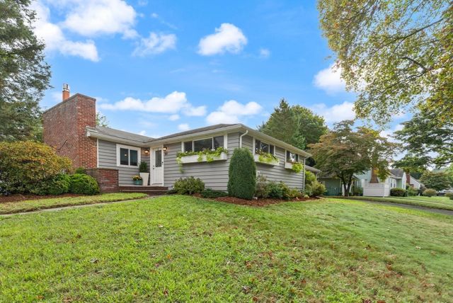 161 Dodge St, Beverly, MA 01915
