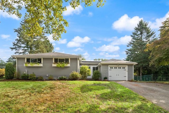 161 Dodge St, Beverly, MA 01915