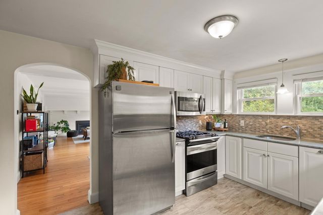 161 Dodge St, Beverly, MA 01915