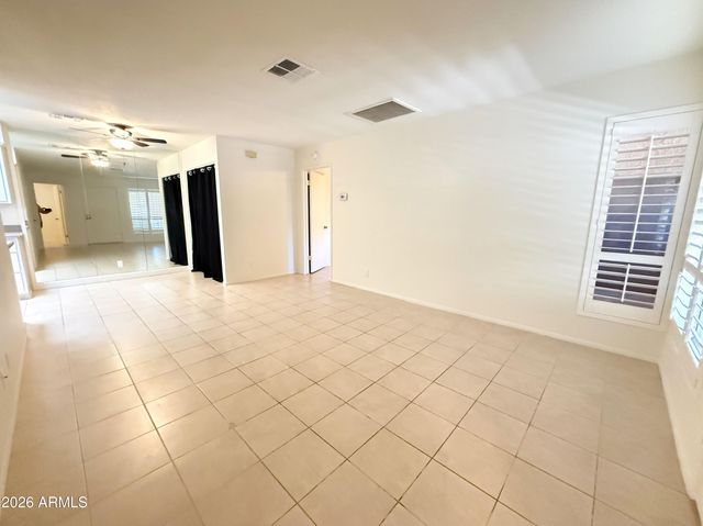 93 N Cooper Road 19, Chandler, AZ 85225