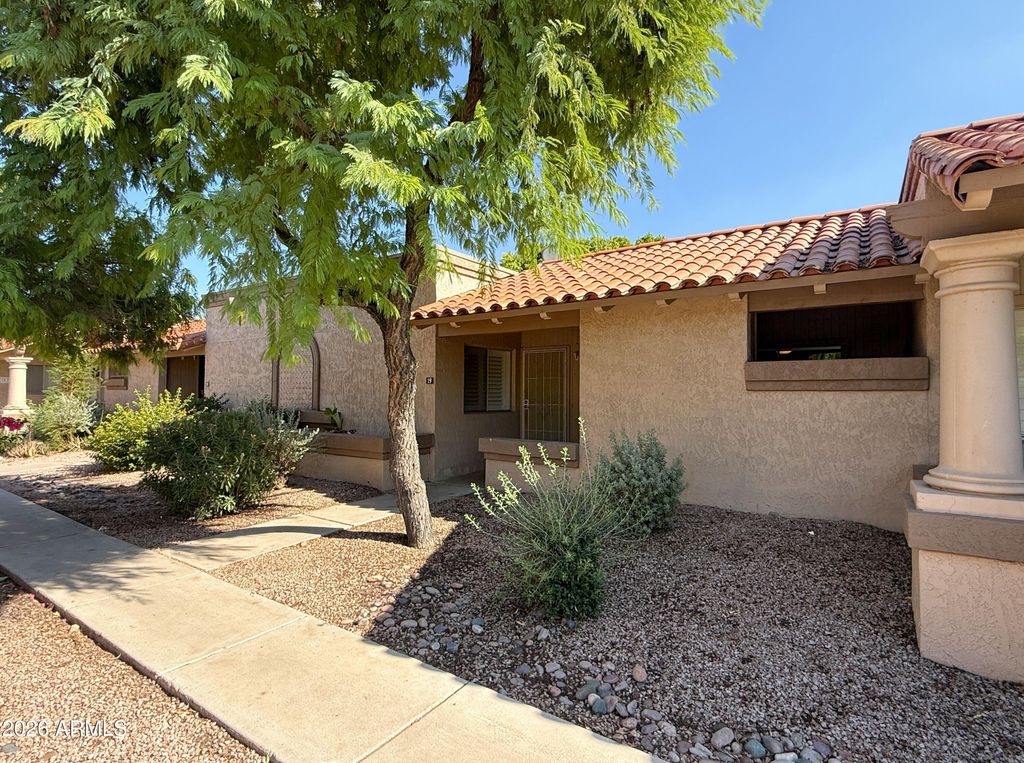 93 N Cooper Road 19, Chandler, AZ 85225
