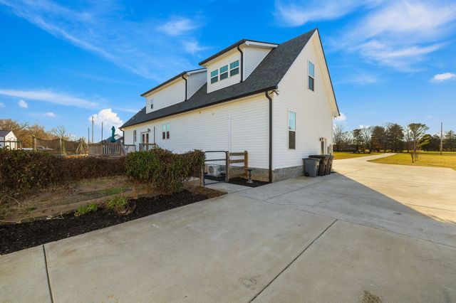 1677 McBride Rd, Lewisburg, TN 37091