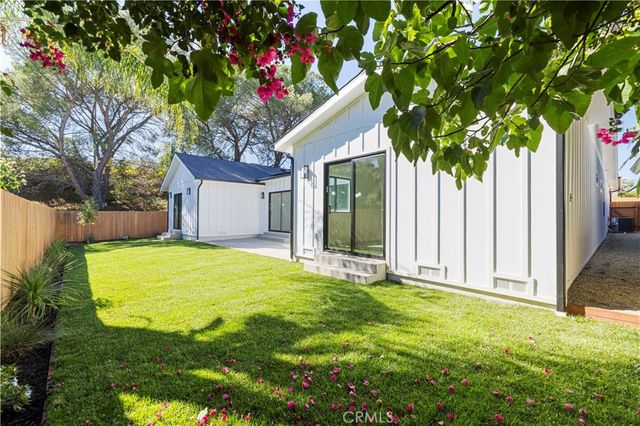 4210 New York Ave, La Crescenta, CA 91214
