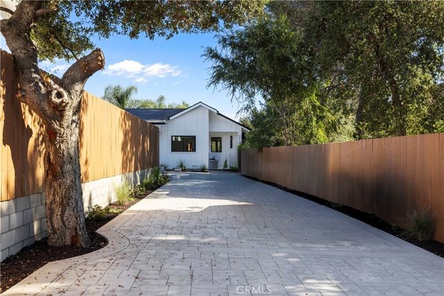 4210 New York Ave, La Crescenta, CA 91214