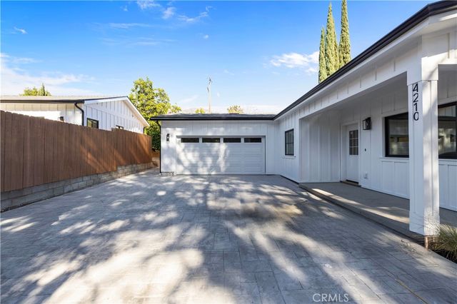 4210 New York Ave, La Crescenta, CA 91214