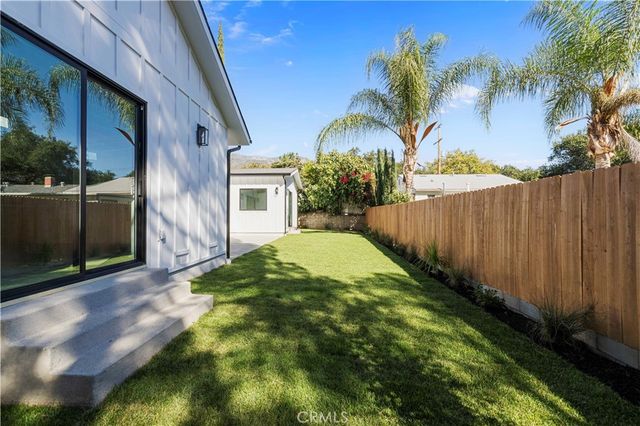 4210 New York Ave, La Crescenta, CA 91214