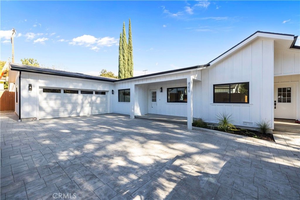 4210 New York Ave, La Crescenta, CA 91214