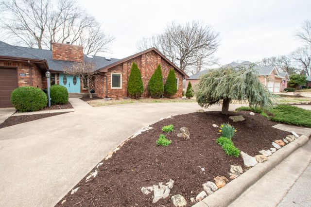 8420 Interlochen Drive, Nixa, MO 65714