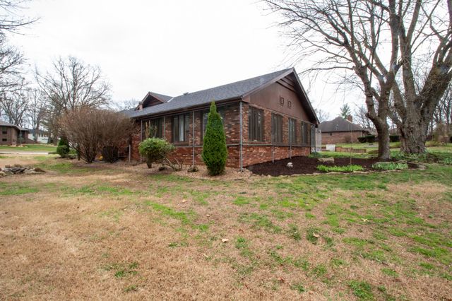 8420 Interlochen Drive, Nixa, MO 65714