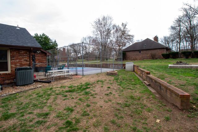 8420 Interlochen Drive, Nixa, MO 65714