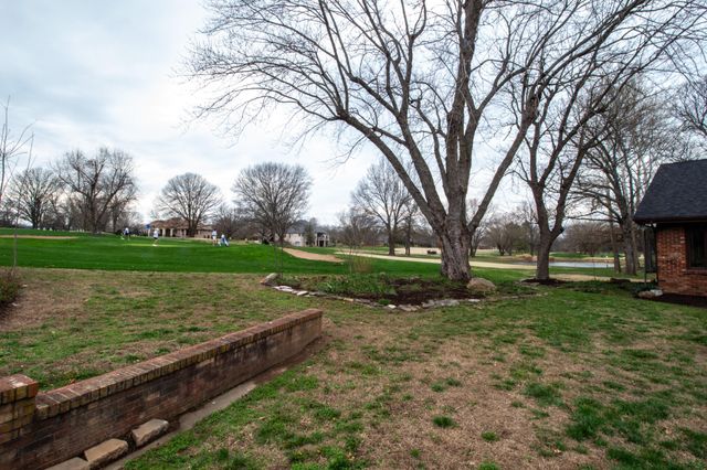 8420 Interlochen Drive, Nixa, MO 65714