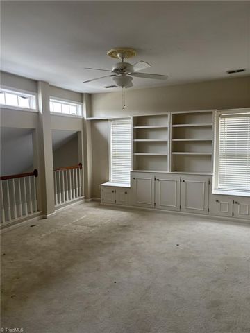 100 Riverwalk Lane, Jamestown, NC 27282
