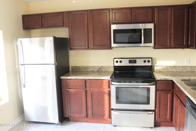 1361 S Brook St 2, Louisville, KY 40208