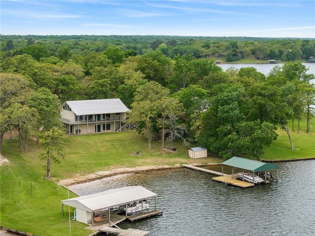 10959 Clyde Acord Road, Franklin, TX 77856