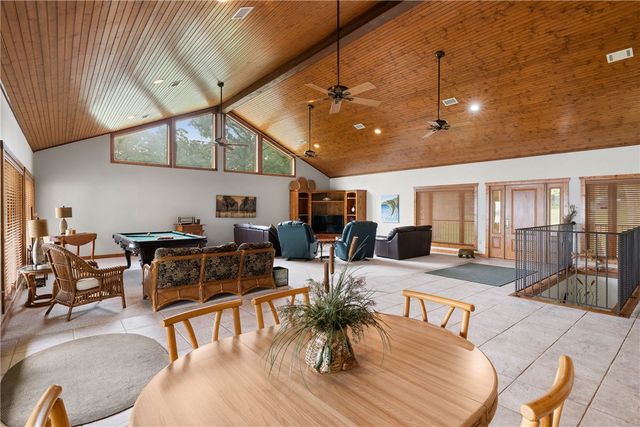 10959 Clyde Acord Road, Franklin, TX 77856