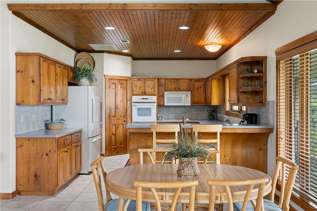 10959 Clyde Acord Road, Franklin, TX 77856