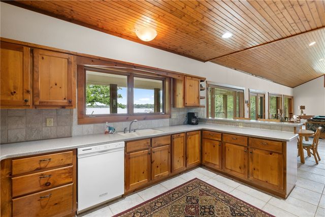 10959 Clyde Acord Road, Franklin, TX 77856