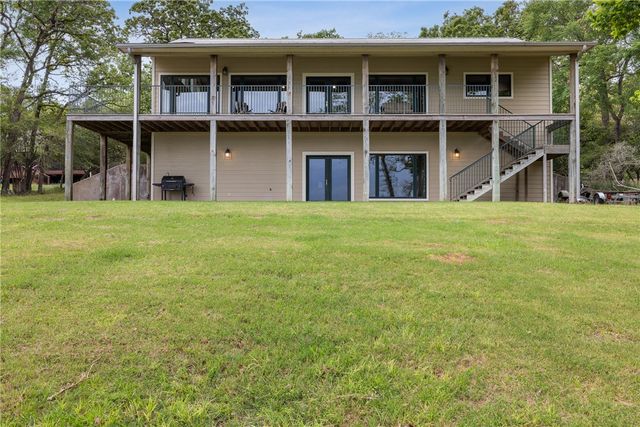 10959 Clyde Acord Road, Franklin, TX 77856