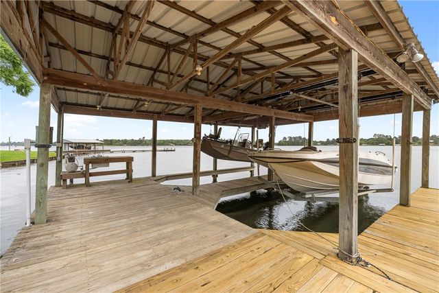 10959 Clyde Acord Road, Franklin, TX 77856