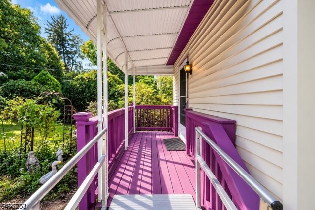 62 Riggs Pl, South Orange Village Twp., NJ 07079