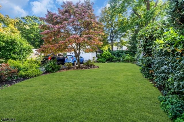 62 Riggs Pl, South Orange Village Twp., NJ 07079