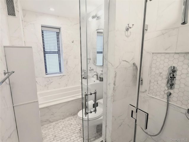 8344 Lefferts Boulevard 1F, Kew Gardens, NY 11415