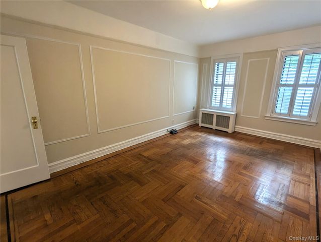 8344 Lefferts Boulevard 1F, Kew Gardens, NY 11415